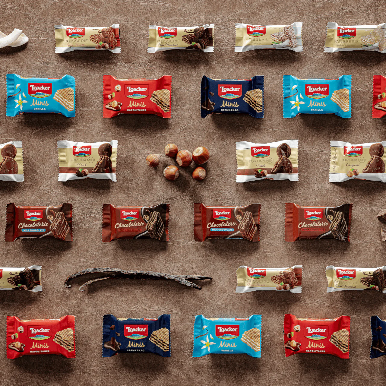 Best of Moments, Variety Pack of Wafers & Chocolates, Winter Edition, 14.11 oz. Box - Image 6